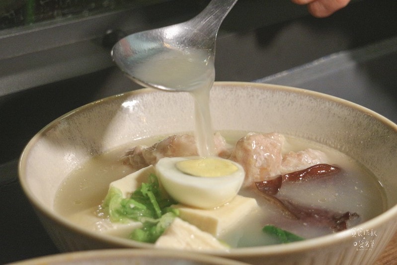 台中西屯｜隱身城市巷弄、植栽工業風氣氛平價麻辣鍋物、麵食｜壹