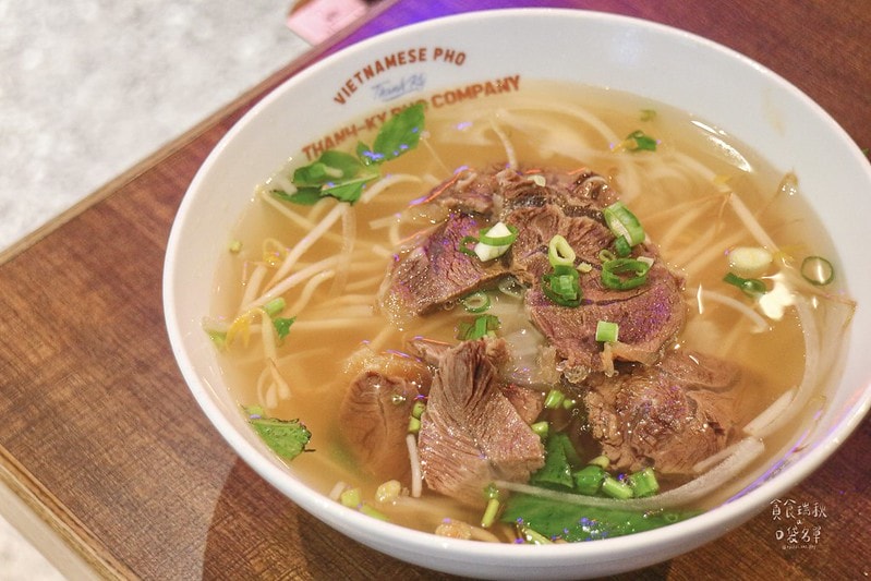 台北大安｜永康街40年老店人氣排隊美食越南河粉｜捷運東門站｜
