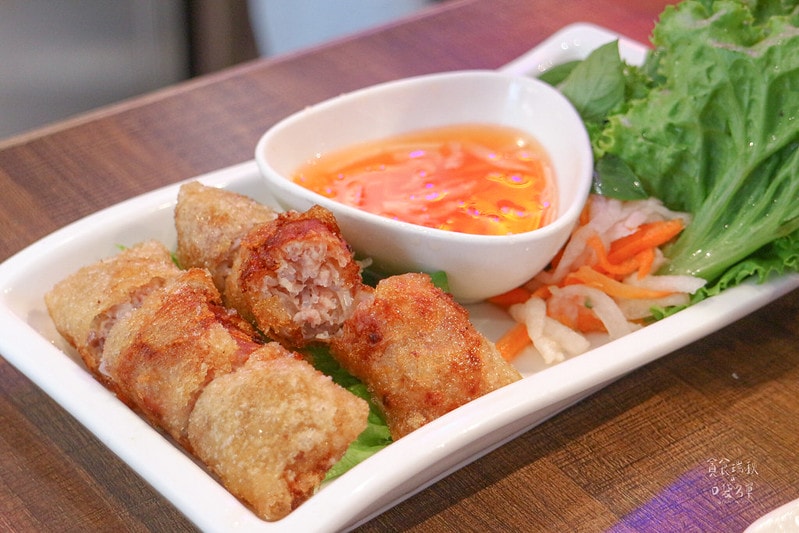 台北大安｜永康街40年老店人氣排隊美食越南河粉｜捷運東門站｜