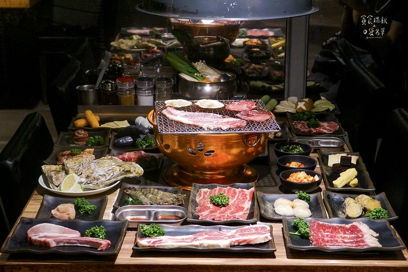 台中西區｜寵物友善首選、和牛干貝生蠔高檔食材任你點！台中燒肉