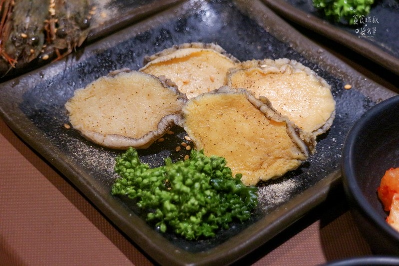 台中西區｜寵物友善首選、和牛干貝生蠔高檔食材任你點！台中燒肉