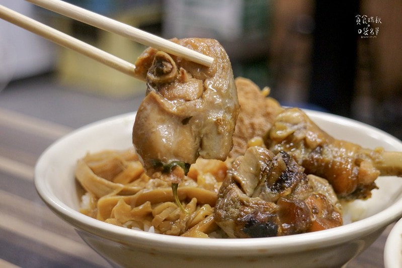 台中北區｜真材實料高CP值宵夜，桶仔雞、烤魚、串燒、熱炒一次