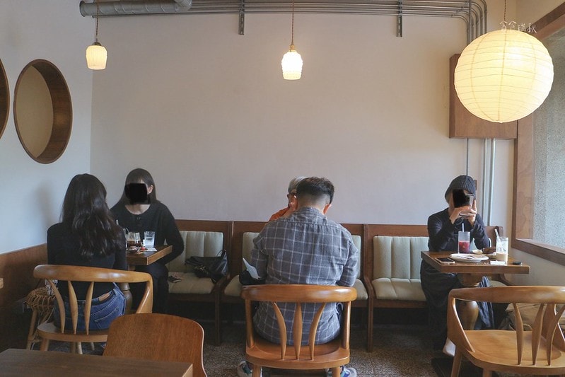 台中北區｜最美可頌店！文青老宅氛圍，平價下午茶好選擇｜Lil