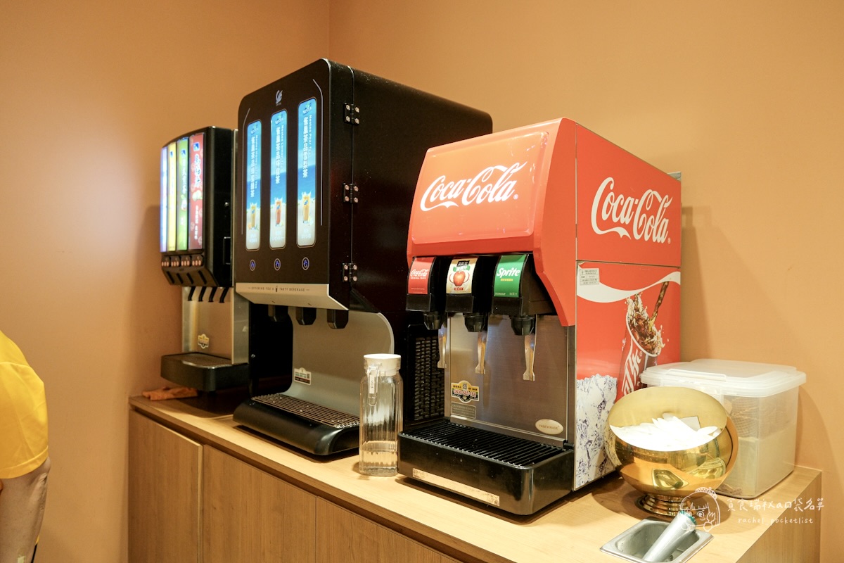 台中南區|森川丼丼旗下鍋物品牌,雞湯控必收!一鍋入魂的濃郁黃金雞湯底|金大方職人雞湯鍋物 - 第10張圖