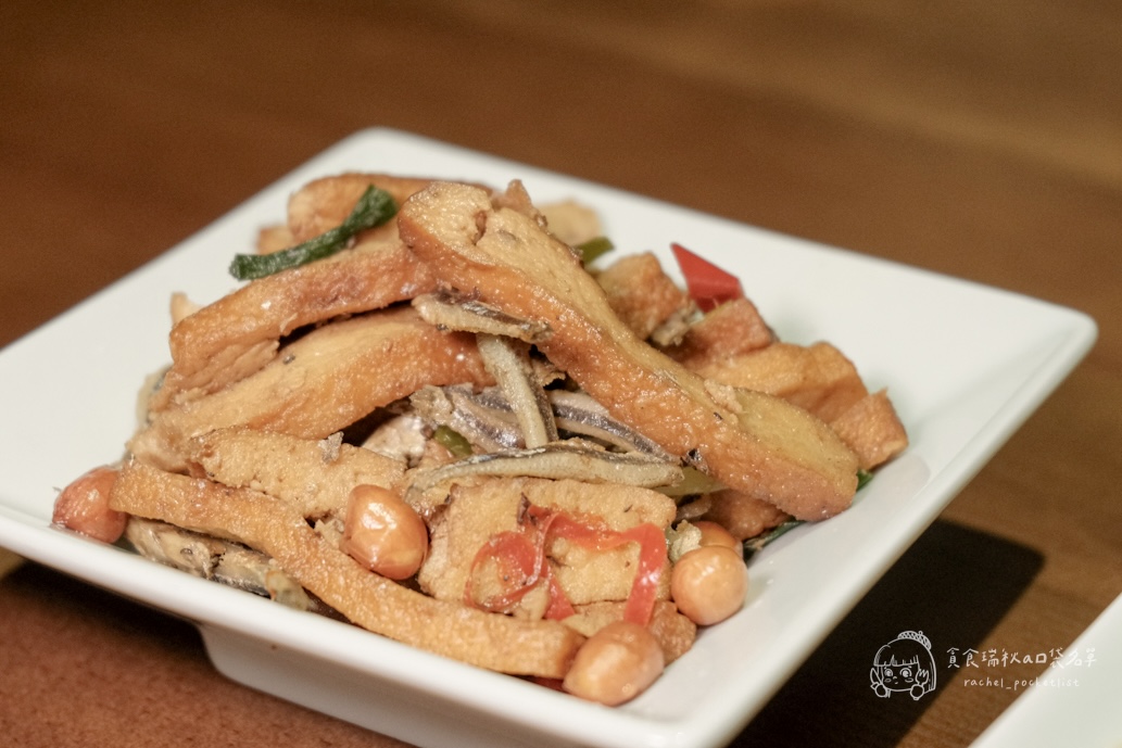 台北中山|築間新品牌!嚴選牛尾牛腱心,紅燒湯頭濃香不膩!結合山焙打造新派中式風味|麟德殿牛肉麵 - 第37張圖