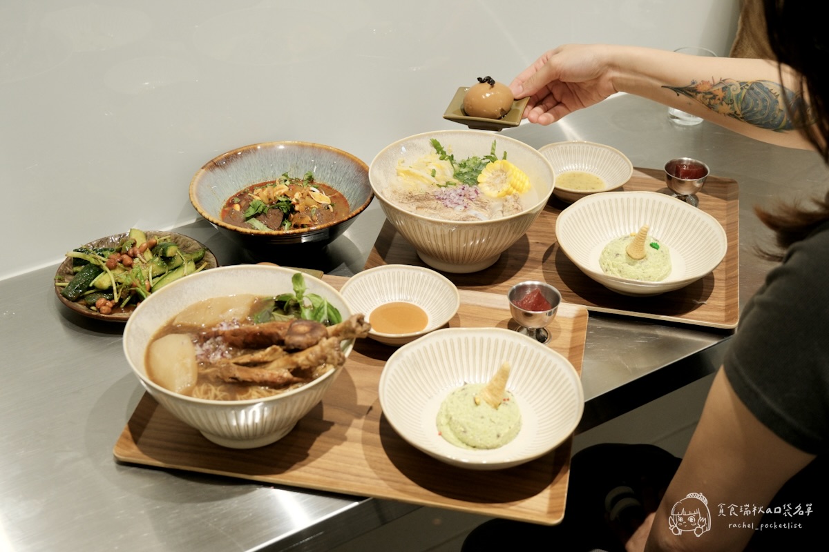 灣guán濃湯麵｜第五季黑白主題 冬季暖心新上線！藥燉豬腱腿紅麵線、白玉酸菜五花濃湯麵必點推薦
