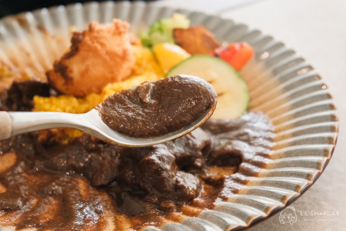 台中西區|模範社區氛圍日式咖哩飯!職人熬製的香濃靈魂~還有三倍海老、紅酒牛肉通通必點|壱絕咖哩 - 第21張圖