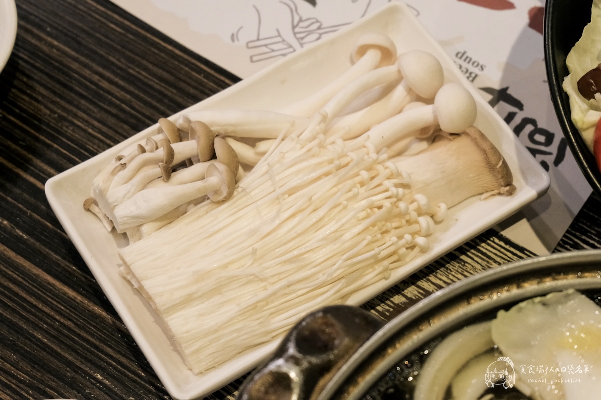 尚牛二館|每日產地新鮮直送現宰溫體牛!台中超人氣排隊名店、米其林必比登推薦的超嫩牛肉鍋 - 第36張圖