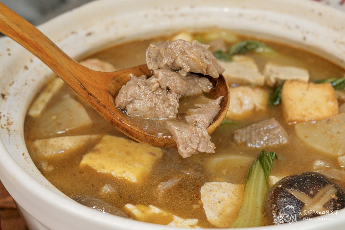 大鍋霸汕頭牛筋鍋+沙茶醬開箱｜8小時熬煮濃郁湯頭、滿滿筋肉真材實料超滿足！露營、居家必備的暖心即食鍋物