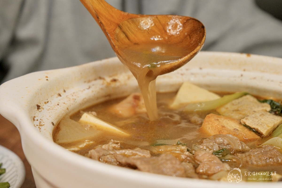 大鍋霸汕頭牛筋鍋+沙茶醬開箱｜8小時熬煮濃郁湯頭、滿滿筋肉真材實料超滿足！露營、居家必備的暖心即食鍋物