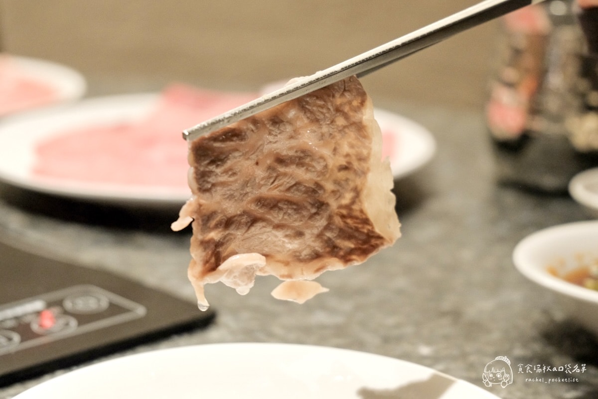 山里見月 割烹鍋物｜台中新開幕高檔火鍋推薦！ BMS 12 級佐賀牛~日本和牛火鍋高貴不貴，一鍋品味四季旬味～
