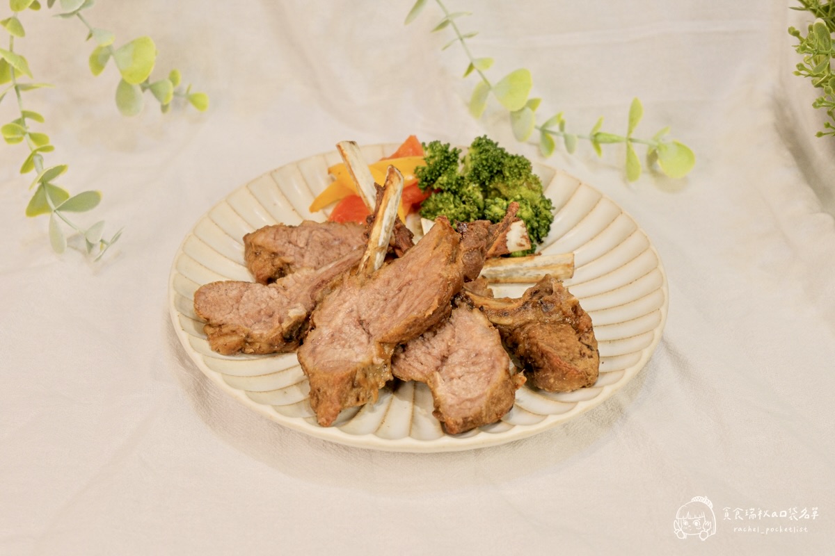 KKLife開箱｜在家也能吃到高級餐廳等級的聖誕大餐！鳳梨洋蔥戰斧豬排＋義式莓果羔羊肩排一次滿足