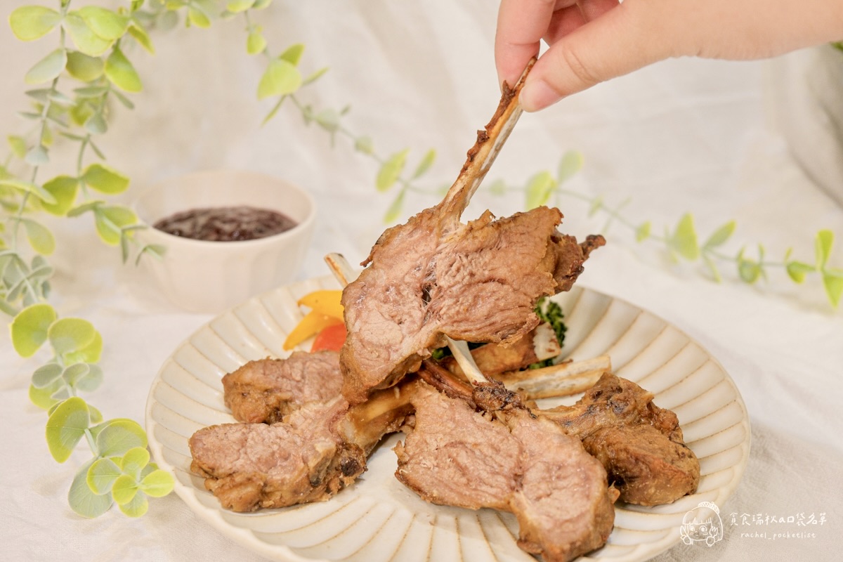 KKLife開箱｜在家也能吃到高級餐廳等級的聖誕大餐！鳳梨洋蔥戰斧豬排＋義式莓果羔羊肩排一次滿足