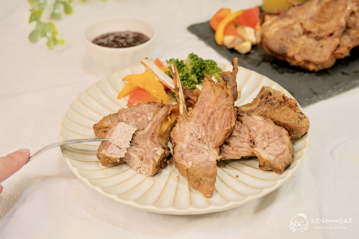 KKLife開箱｜在家也能吃到高級餐廳等級的聖誕大餐！鳳梨洋蔥戰斧豬排＋義式莓果羔羊肩排一次滿足