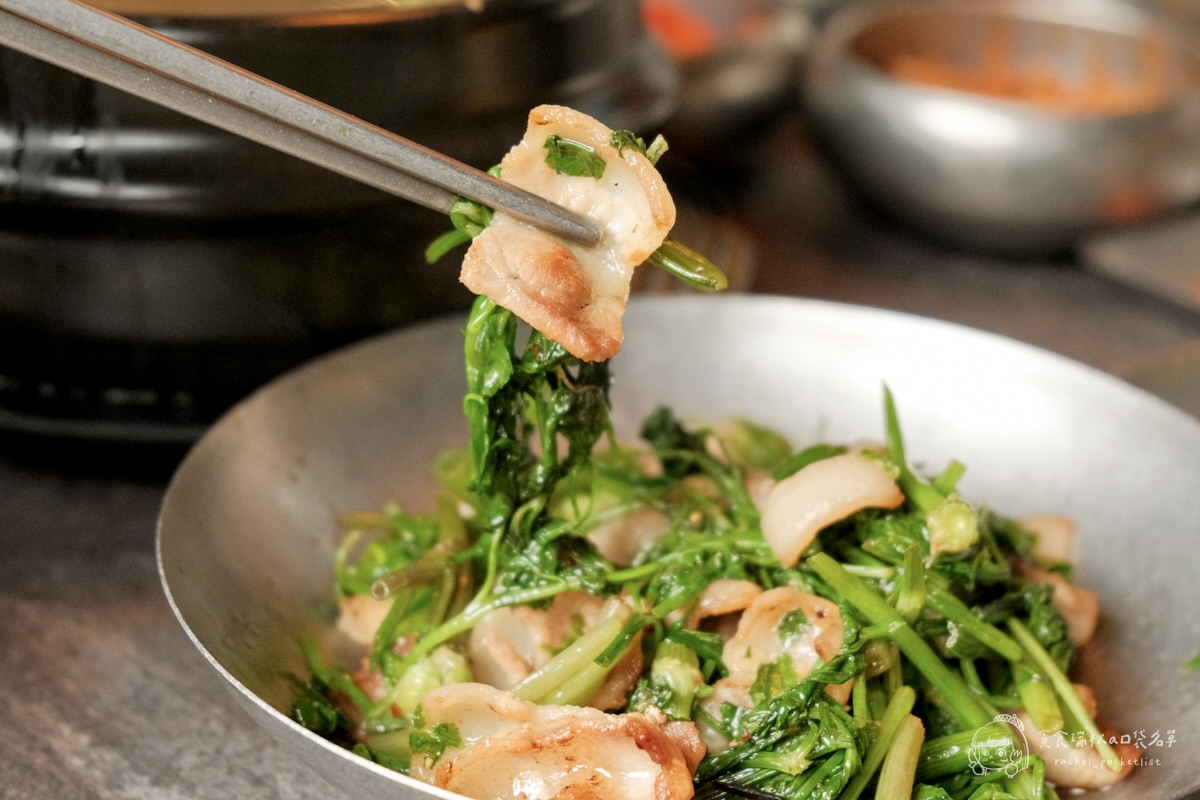 聖水洞水芹燒酒屋｜台中新開幕！全台第一家水芹菜牛肉湯，高規格食材平價享受！限時全單5折必吃！