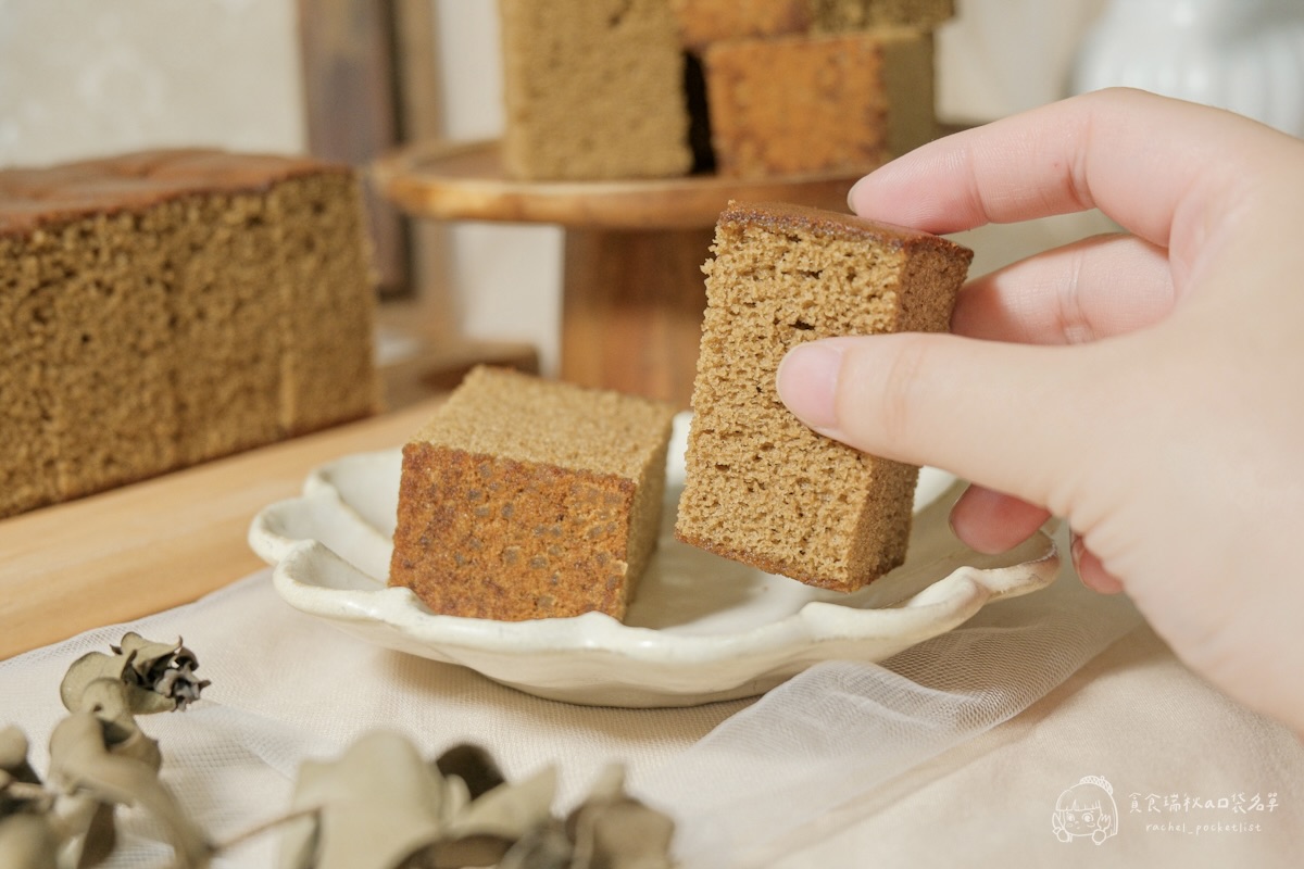 四月南風｜伯爵茶卡斯提拉蛋糕｜底部雙目糖的軟綿爽脆口感，年節送禮不再猶豫！2026新春蛋糕禮盒開箱