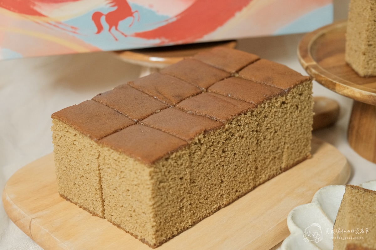 四月南風｜伯爵茶卡斯提拉蛋糕｜底部雙目糖的軟綿爽脆口感，年節送禮不再猶豫！2026新春蛋糕禮盒開箱