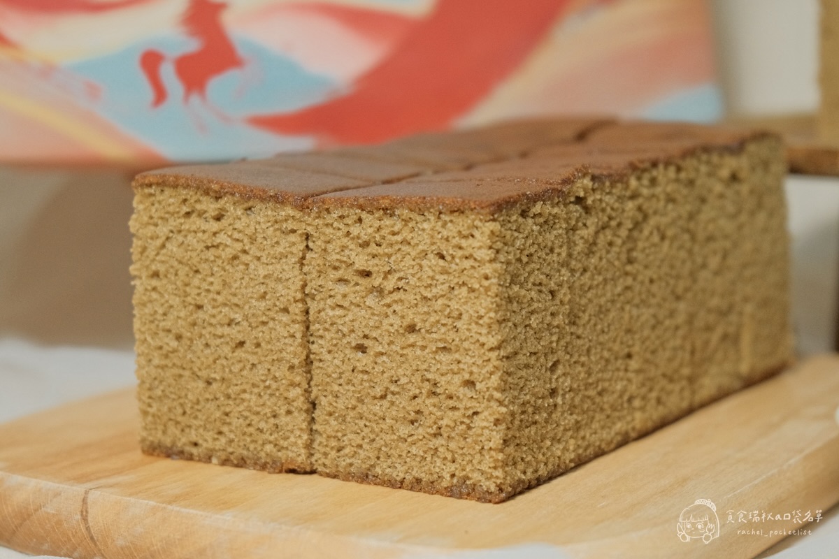 四月南風｜伯爵茶卡斯提拉蛋糕｜底部雙目糖的軟綿爽脆口感，年節送禮不再猶豫！2026新春蛋糕禮盒開箱