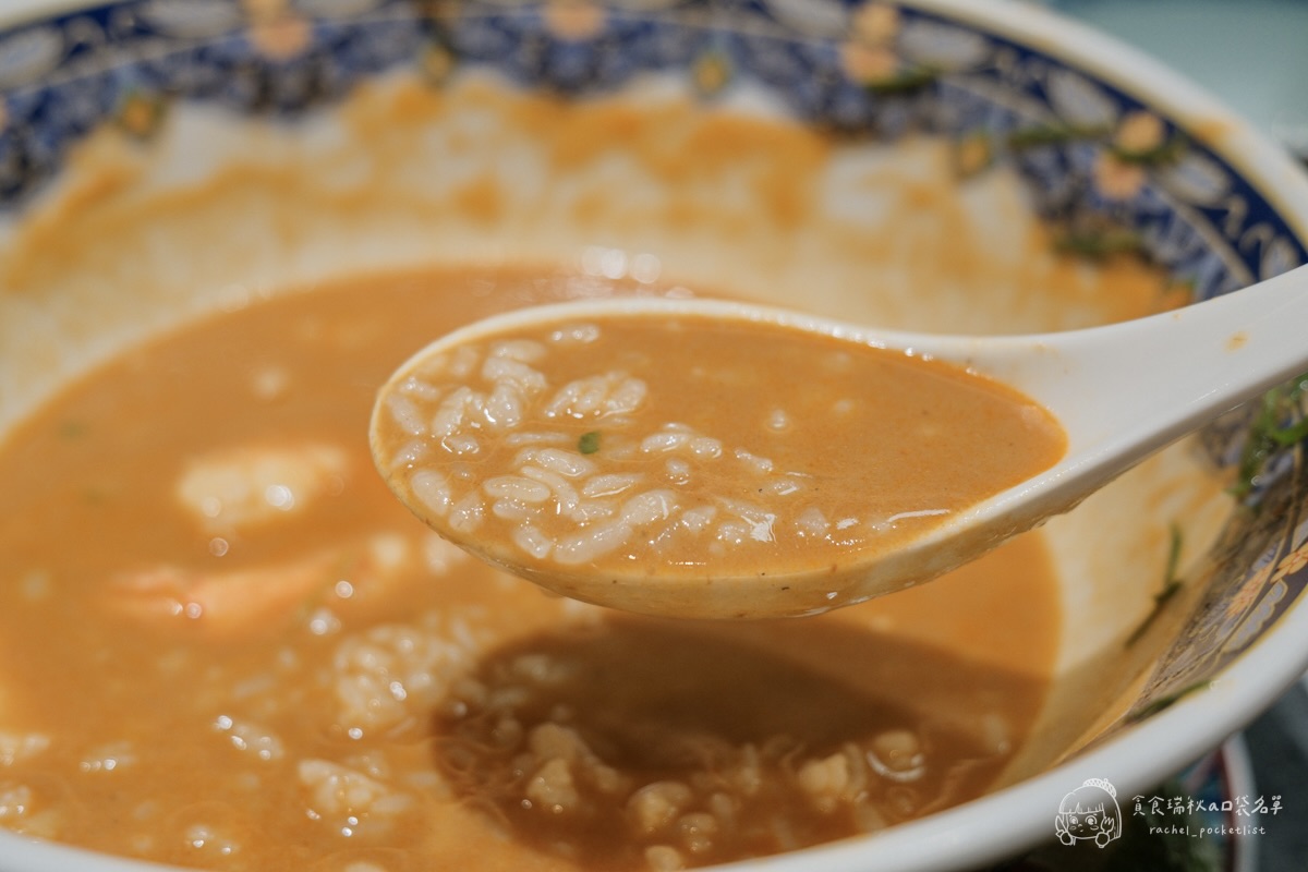 麵屋海鳴｜台中人氣拉麵！濃郁蝦味爆擊！濃厚海老拉麵＋鹽味清雞湯拉麵，一吃就上癮