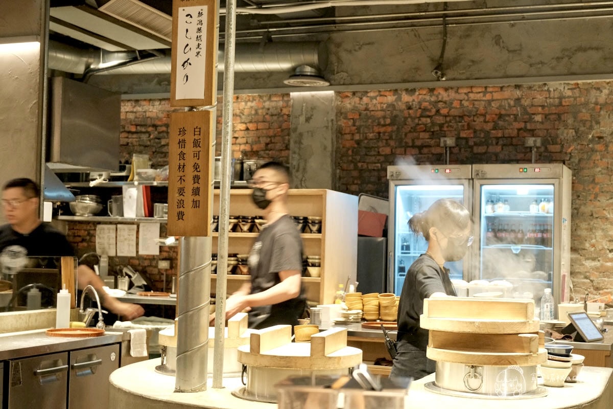 挽肉と米 台北華山｜來自東京的和牛漢堡排專門店，新鮮現絞現烤的極致漢堡排套餐體驗！