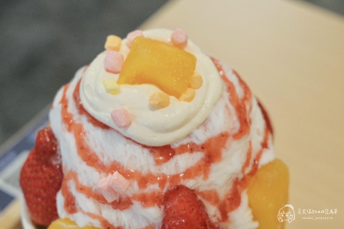 QQ田甜品工坊 台中大義店｜草莓尬芒果 日式雪花冰多樣繽紛～滿滿芋頭顆粒芋圓超Q彈，冰品甜品地圖集章抽獎