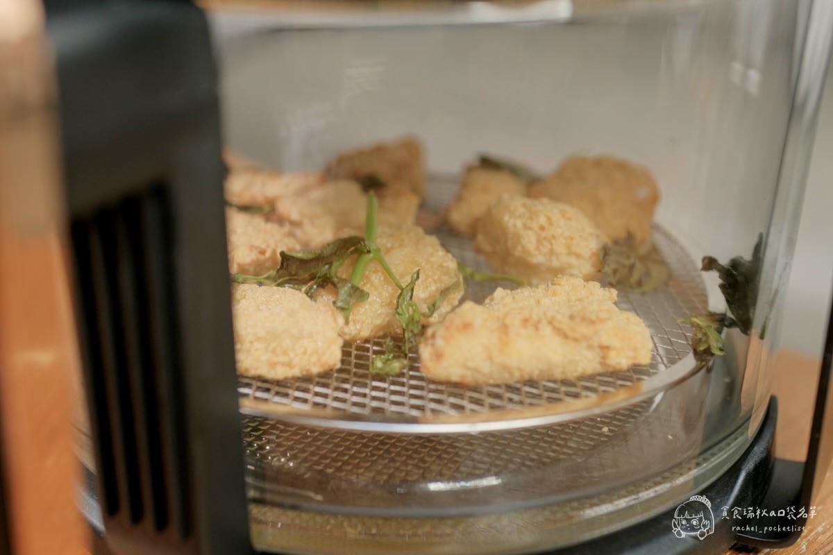 鳳梨牌Kingpro 多功能翻轉鍋｜廚房神器推薦開箱！氣炸×煎×煮一鍋搞定，料理小白也能變大廚！