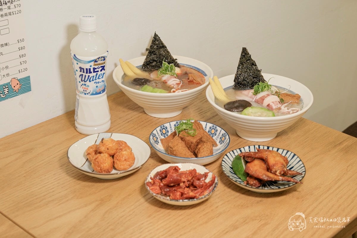 小捲日記|漁港直送整尾小卷米粉!配料滿到看不到底,搭配雞湯湯底鮮甜到不行!台中科博館美食 - 第13張圖 小捲日記|漁港直送整尾小卷米粉!配料滿到看不到底,搭配雞湯湯底鮮甜到不行!台中科博館美食