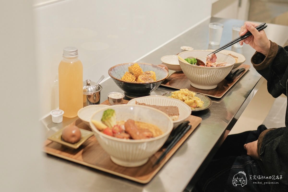 灣guán濃湯麵|第六季在地特色菜單登場!美式復古風格濃湯麵一吃愛上!台中勤美美食推薦 - 第32張圖 灣guán濃湯麵|第六季在地特色菜單登場!美式復古風格濃湯麵一吃愛上!台中勤美美食推薦