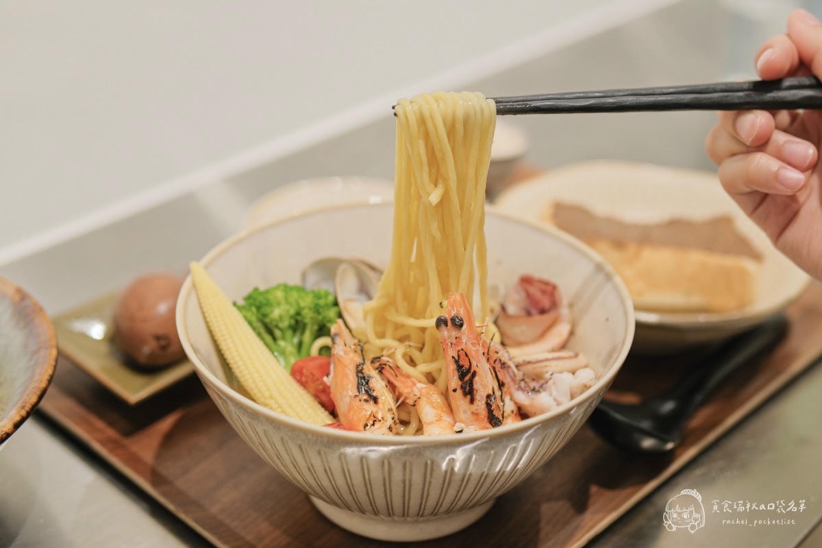灣guán濃湯麵|第六季在地特色菜單登場!美式復古風格濃湯麵一吃愛上!台中勤美美食推薦 - 第28張圖 灣guán濃湯麵|第六季在地特色菜單登場!美式復古風格濃湯麵一吃愛上!台中勤美美食推薦