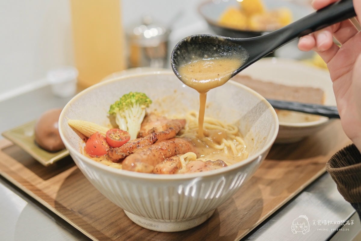 灣guán濃湯麵｜第六季在地特色菜單登場！美式復古風格濃湯麵一吃愛上！台中勤美美食推薦