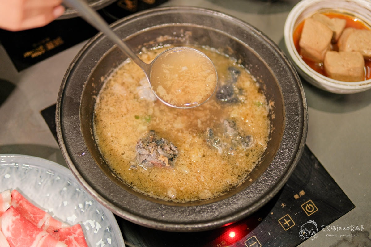 阿米石頭火鍋｜台中石頭火鍋推薦，韓團應援風格~整罐紅標米酒鍋超過癮！自助吧冰品飲料無限享用~