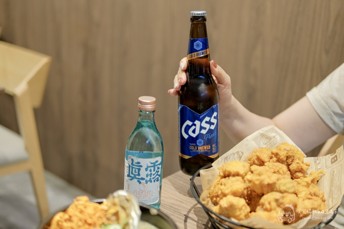百年土種蔘雞湯 台中文心店|米其林指南連三年入選的弘大人氣蔘雞湯!海外首店來台中啦!鮮土雞燉湯暖胃又滋補 - 第46張圖 百年土種蔘雞湯 台中文心店|米其林指南連三年入選的弘大人氣蔘雞湯!海外首店來台中啦!鮮土雞燉湯暖胃又滋補