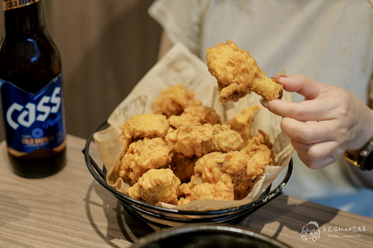 百年土種蔘雞湯 台中文心店｜米其林指南連三年入選的弘大人氣蔘雞湯！海外首店來台中啦！鮮土雞燉湯暖胃又滋補