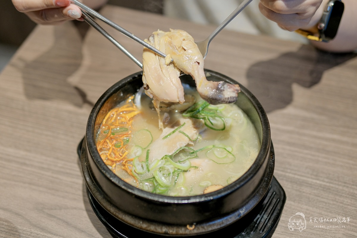 百年土種蔘雞湯 台中文心店|米其林指南連三年入選的弘大人氣蔘雞湯!海外首店來台中啦!鮮土雞燉湯暖胃又滋補 - 第19張圖 百年土種蔘雞湯 台中文心店|米其林指南連三年入選的弘大人氣蔘雞湯!海外首店來台中啦!鮮土雞燉湯暖胃又滋補