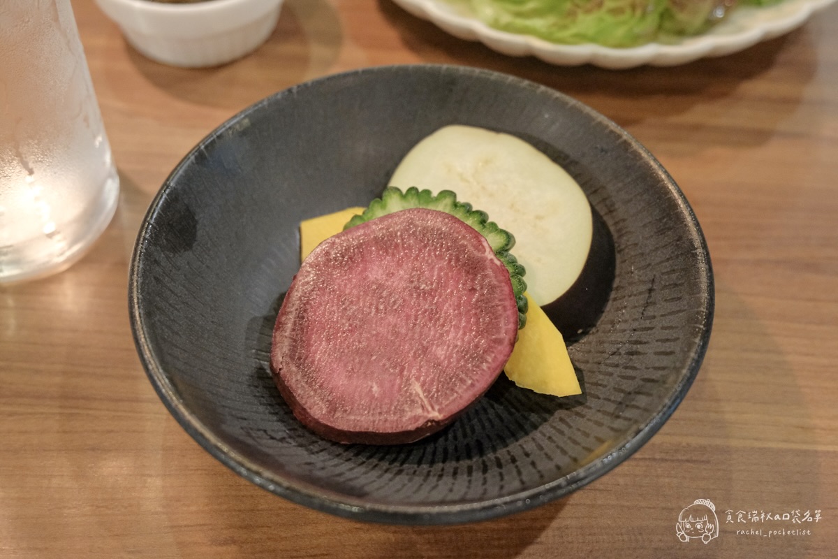 木炭烤肉 琉宮苑|沖繩宮古島美食!一試傳說中油花漂亮、入口柔嫩的宮古牛燒肉 - 第61張圖 木炭烤肉 琉宮苑|沖繩宮古島美食!一試傳說中油花漂亮、入口柔嫩的宮古牛燒肉