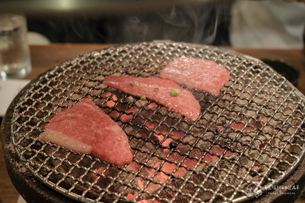 木炭烤肉 琉宮苑|沖繩宮古島美食!一試傳說中油花漂亮、入口柔嫩的宮古牛燒肉 - 第52張圖 木炭烤肉 琉宮苑|沖繩宮古島美食!一試傳說中油花漂亮、入口柔嫩的宮古牛燒肉