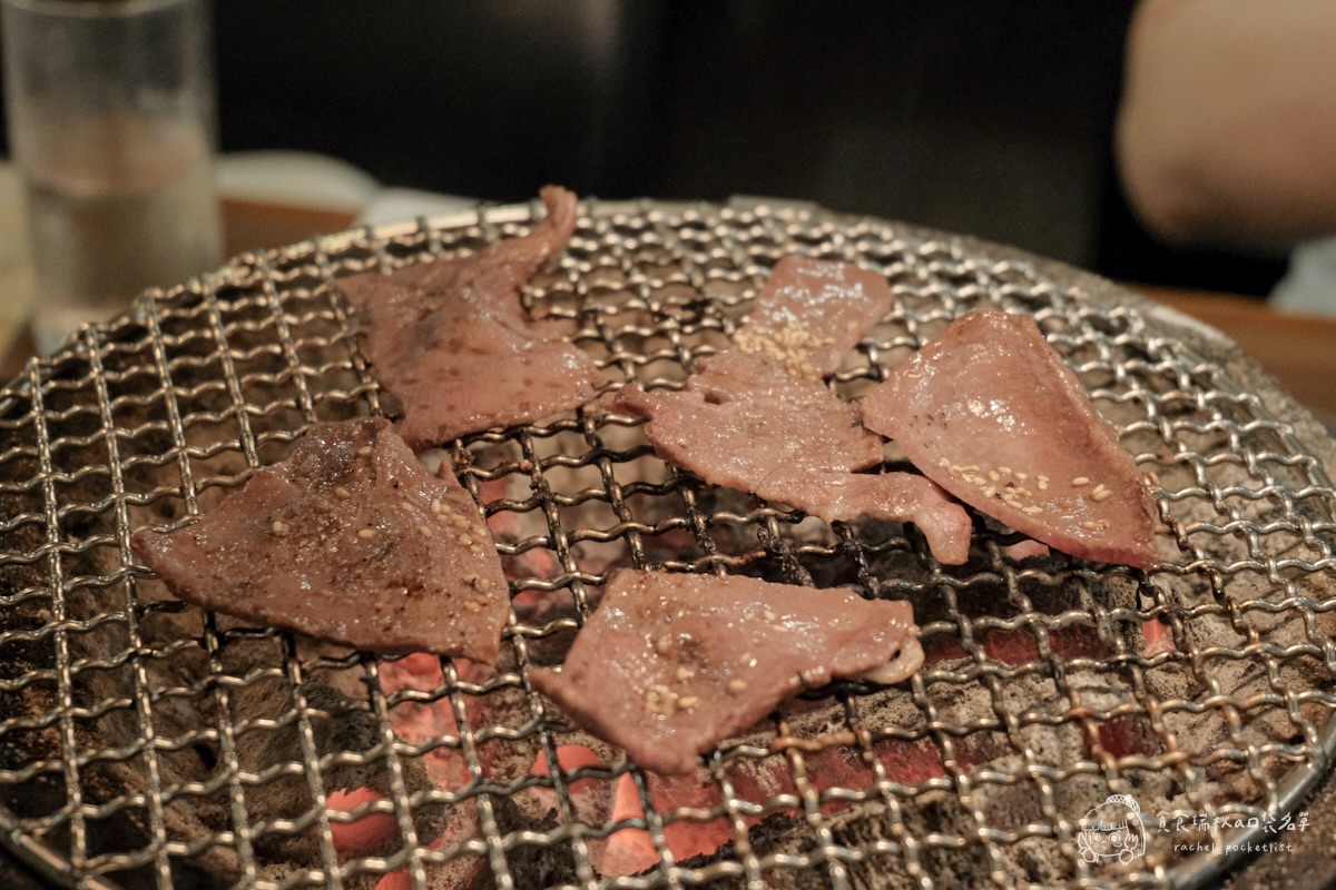 木炭烤肉 琉宮苑|沖繩宮古島美食!一試傳說中油花漂亮、入口柔嫩的宮古牛燒肉 - 第24張圖 木炭烤肉 琉宮苑|沖繩宮古島美食!一試傳說中油花漂亮、入口柔嫩的宮古牛燒肉